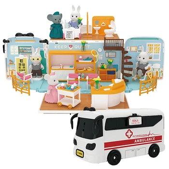 Ambulância Médico Ônibus Floresta Família DIY Móveis em Miniatura Casa de bonecas Acessórios Cenas Hospital Modelo de Carro Menina de Presente de Aniversário 1